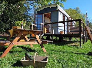 Gîte pour 3 personnes, avec jardin et piscine dans la Creuse