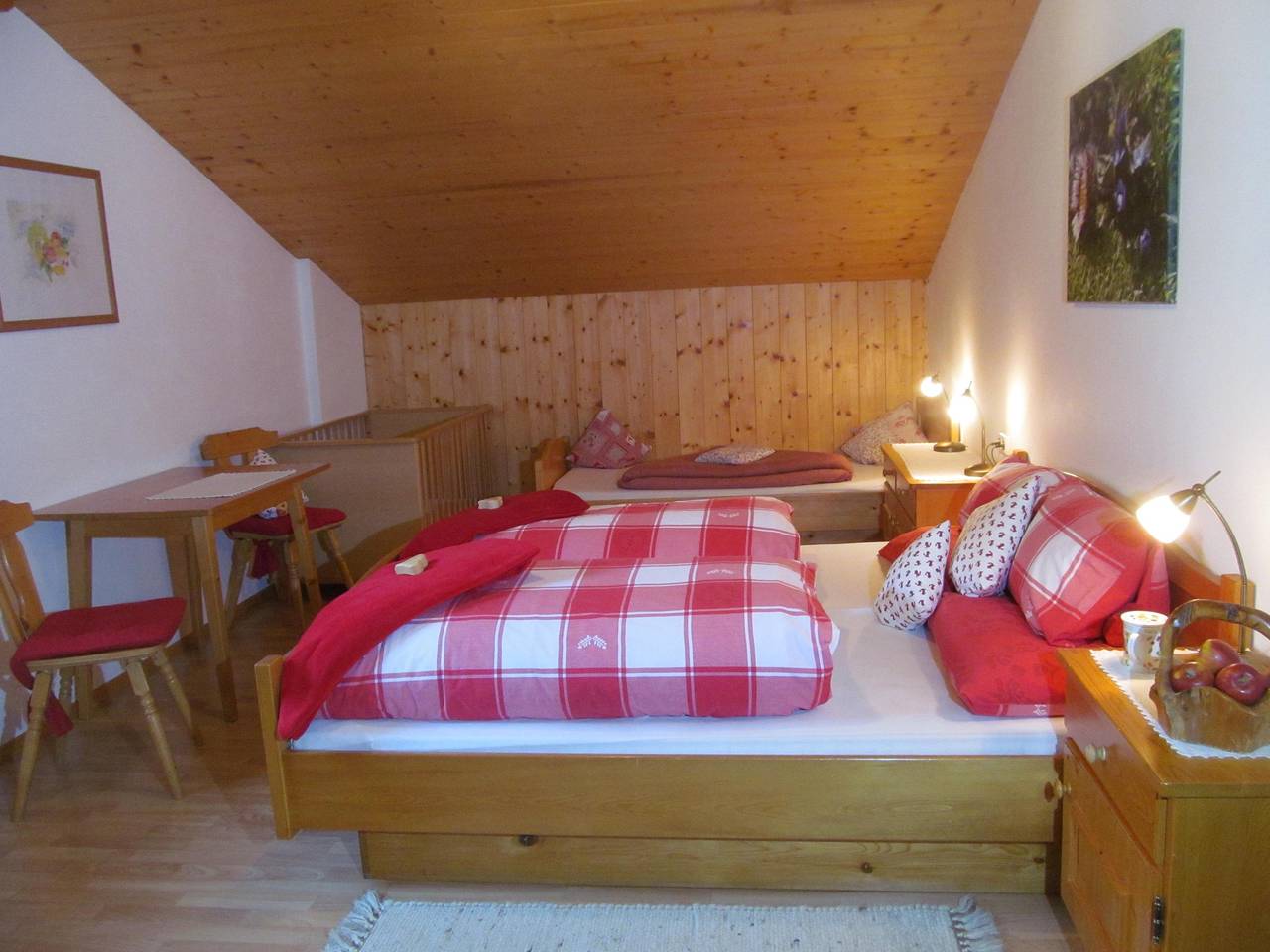 Ganze Ferienwohnung, "Goldriedblick"/2 Schlafräume/Dusche, Wc in Virgen, Bezirk Lienz