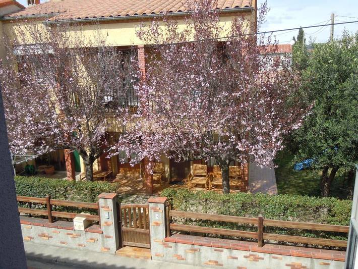 Gîte pour 3 personnes, avec Balcon et Terrasse ainsi que Jardin et Vue à Saint-Jean-Pla-de-Corts