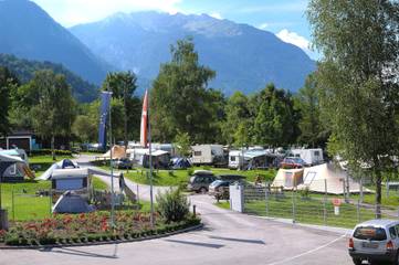 Camping für 6 Personen, mit Garten und Pool sowie Terrasse, mit Haustier in Österreich
