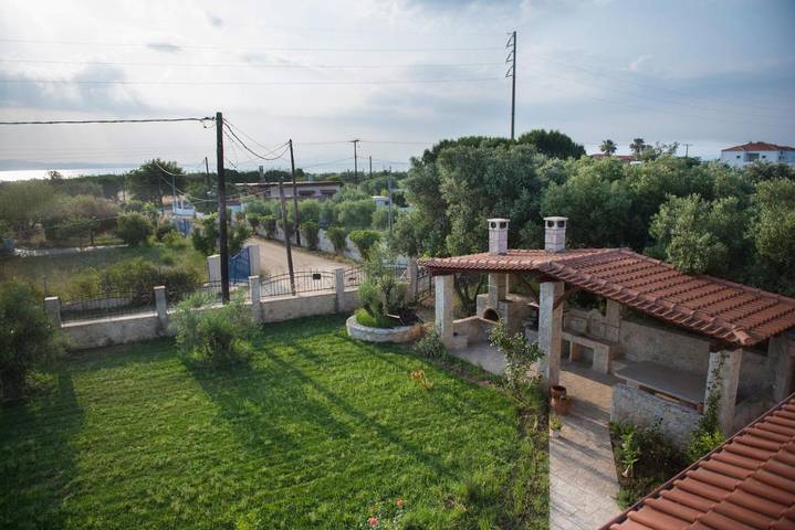 Gîte pour 8 personnes, avec terrasse dans Portes - 4