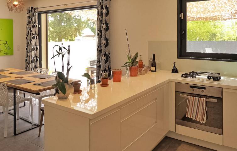 Location de vacances pour 6 personnes, avec Terrasse et Piscine à Maillane - 4