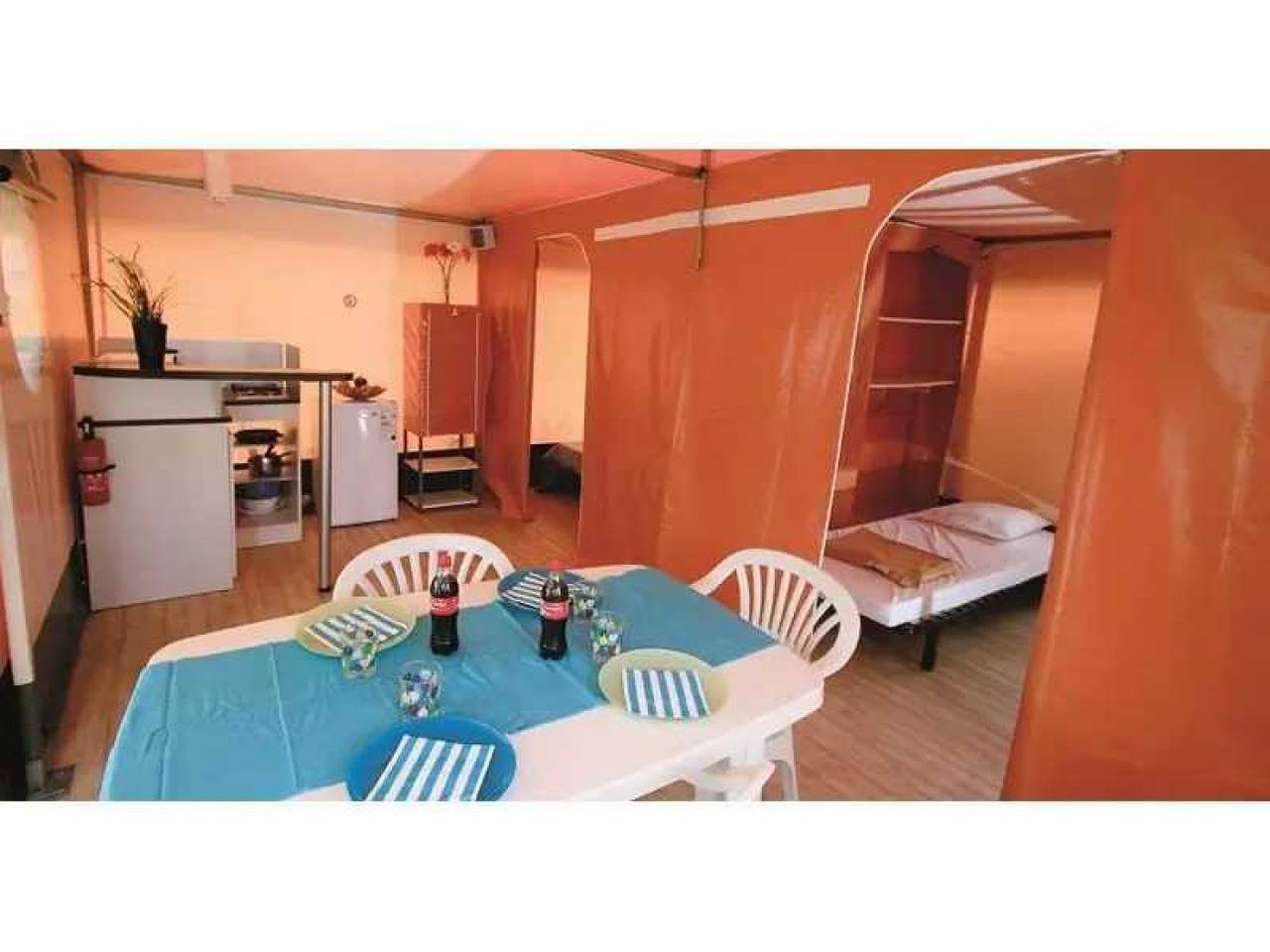 Camping - Piscine  - ccaifdf in Monceaux-sur-Dordogne, Región de Tulle