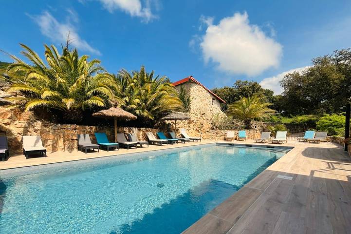 Gîte pour 4 personnes, avec piscine et jardin à OMS (homonymie) - 3