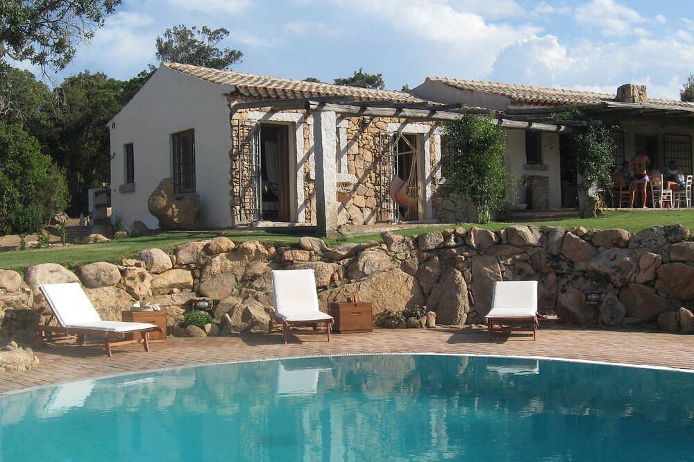 Villa mit Pool, Costa Smeralda in San Pantaleo, Olbia