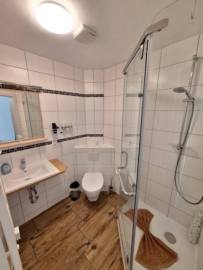 Double Room with Private Bathroom in Borkum