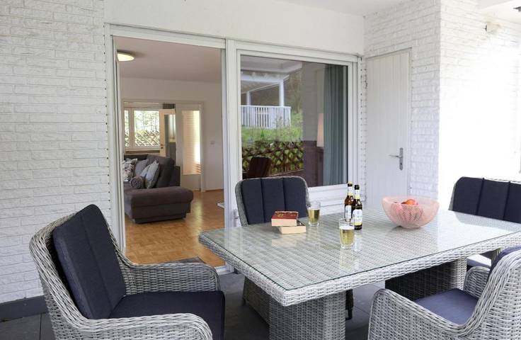 Ferienwohnung für 4 Personen, mit Balkon und Terrasse sowie Garten und Ausblick