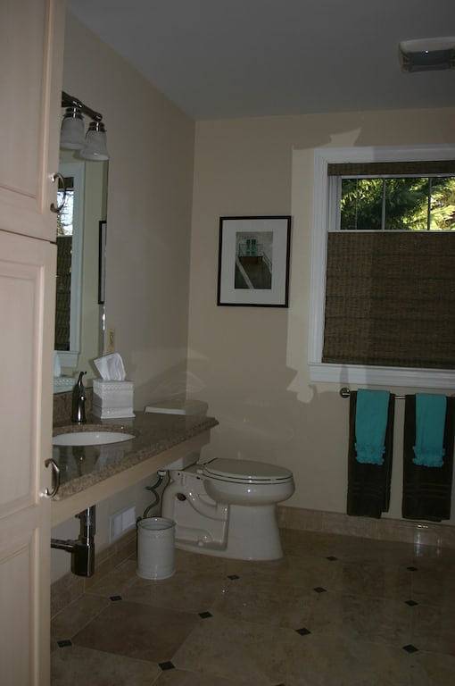 Cottage for 6 people, with yard and terrace, with pets in Maryland