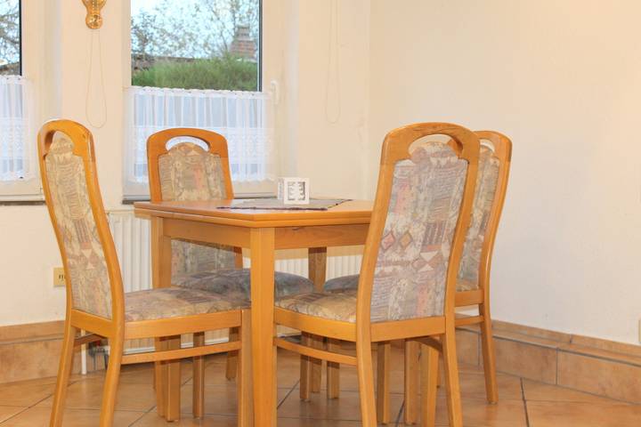 Bungalow für 3 Personen, mit Garten und Terrasse in Grömitz - 4