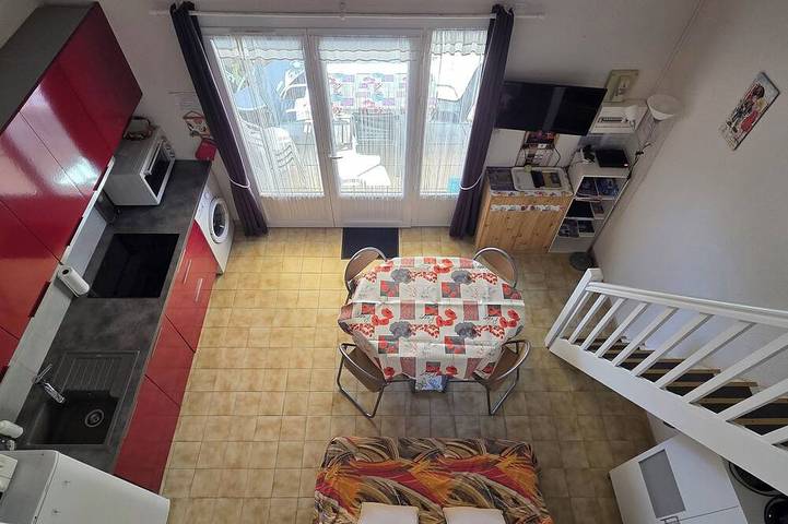 Gîte pour 4 personnes, avec piscine et jardin dans Office De Tourisme Saint Pierre La Mer - 2