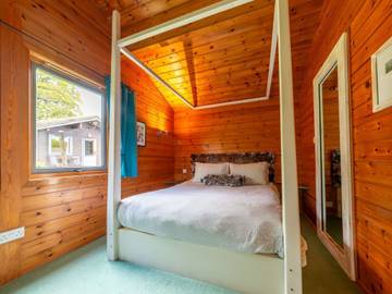 Chalet for 2 People in Cornwall, South West England, Photo 2