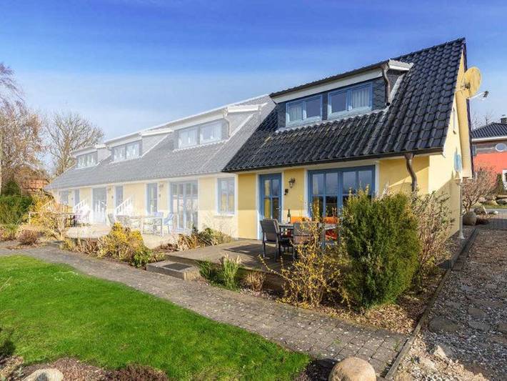 Kinderfreundliche Ferienanlage in idyllischer Lage in Neuenkirchen (Rügen), Rügen