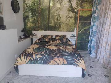 Gîte pour 3 personnes, avec terrasse à Miramas