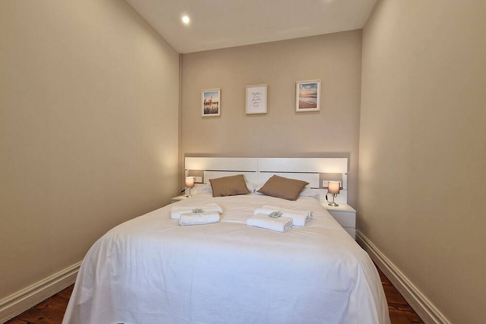 Appartamento intero, 135B2 Precioso Apartamento en Playa in Distrito Centro (Gijón), Gijon