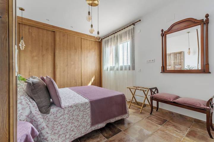 Casa rural para 11 personas, con piscina - 1