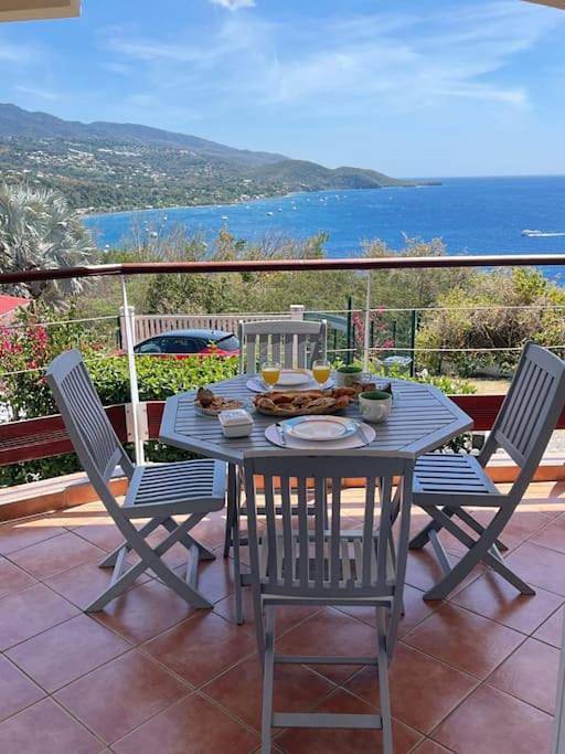 Appartement de vacances pour 4 personnes, avec vue et terrasse