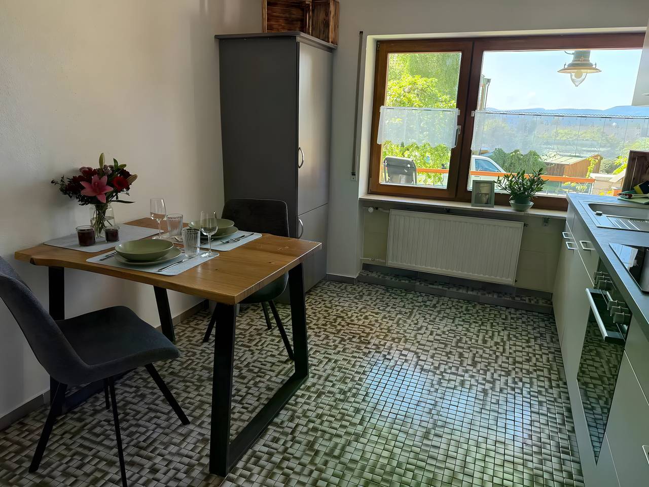 Ganze Wohnung, Apartment 'Komfort Trifft Natur' mit Bergblick, privater Terrasse und Wlan in Albbruck, Südschwarzwald