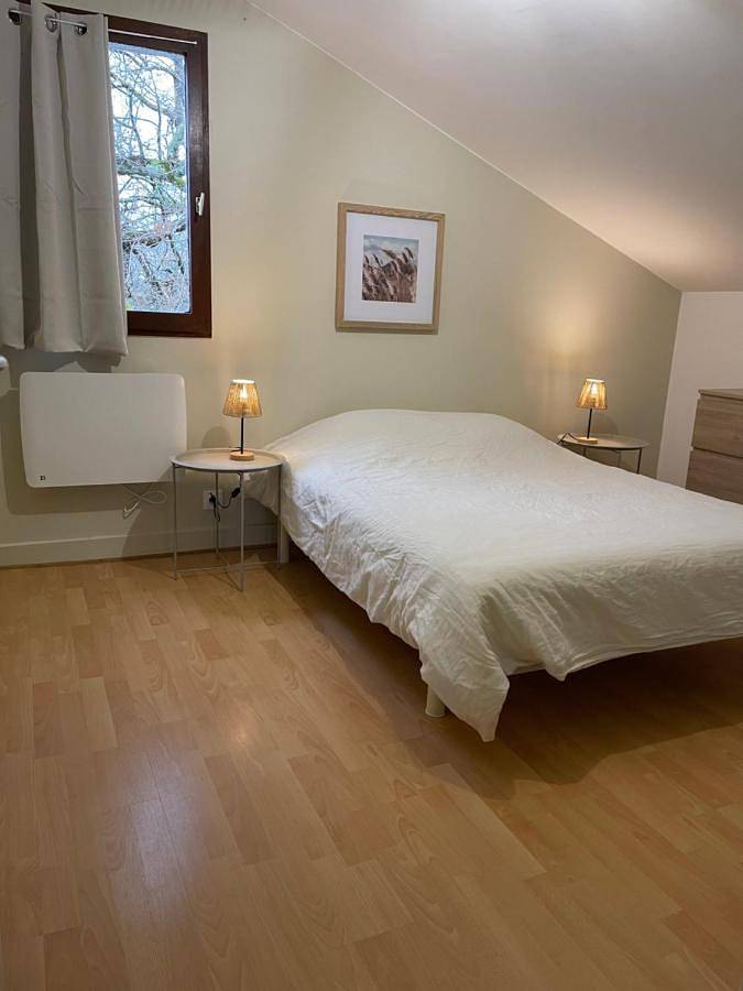 Location de vacances pour 10 personnes, avec vue ainsi que piscine et jardin dans Boulazac Isle Manoire - 4
