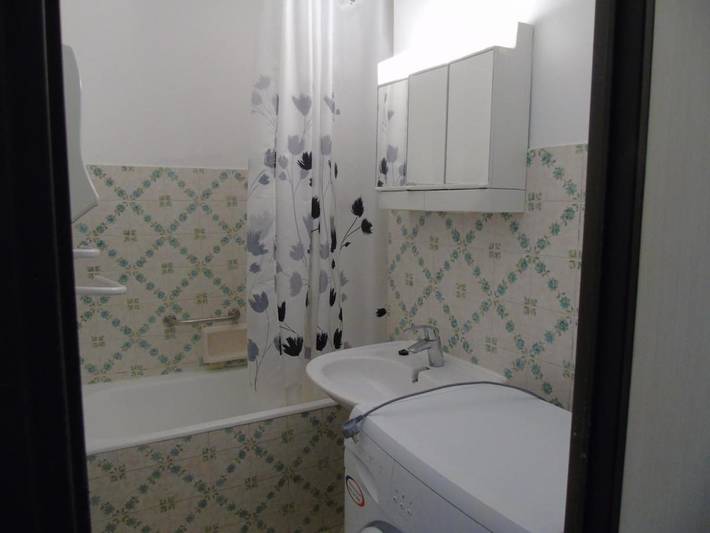 Gîte pour 2 personnes, avec balcon et vue dans Casino de Greoux les Bains - 3