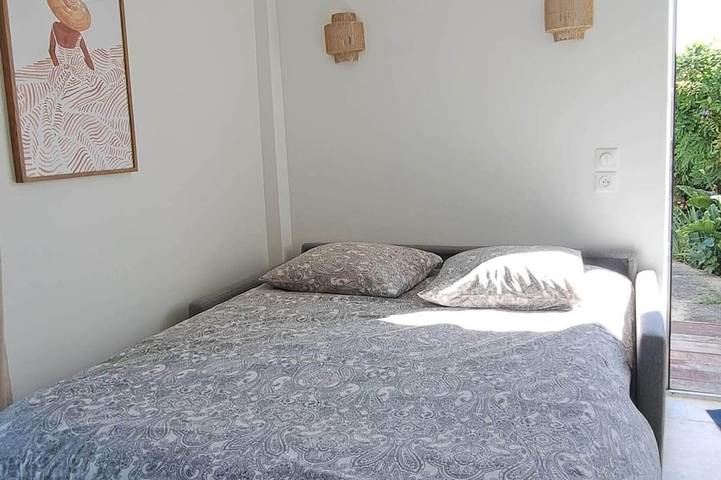 Studio confortable dans un jardin au calme in Villenave-d'Ornon, Région de Bordeaux
