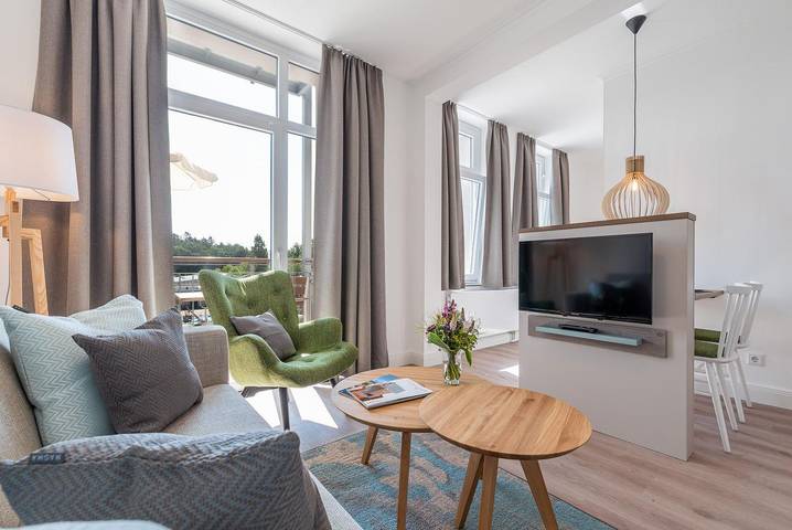 Ferienwohnung für 4 Personen, mit Balkon in Kühlungsborn - 2