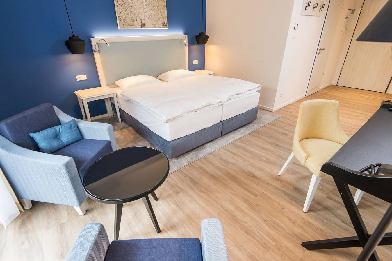 Boutique-Hotel Zur alten Post Neubau - Großes Wohnzimmer in Hafen Büsum, Büsum