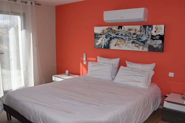 Location de vacances pour 8 personnes, avec Balcon ainsi que Jacuzzi et Jardin à Montségur-sur-Lauzon - 2