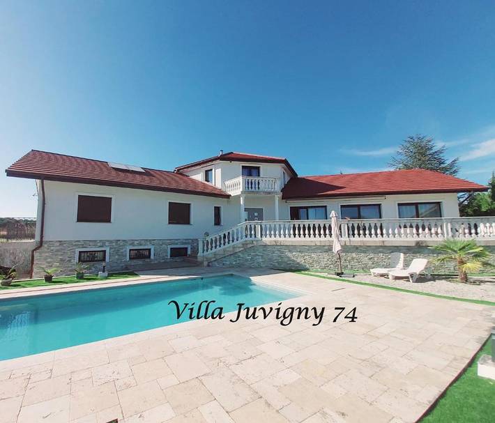 Chalet para 15 personas, con jardín y piscina además de vistas y sauna - 1