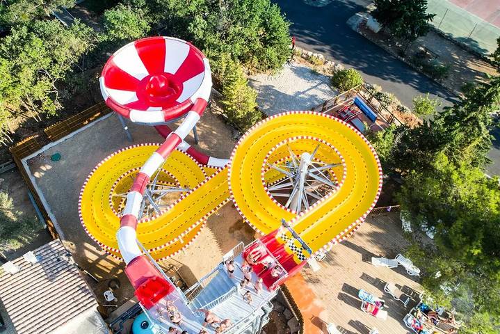 Mobil home pour 6 personnes, avec terrasse à Régusse - 3