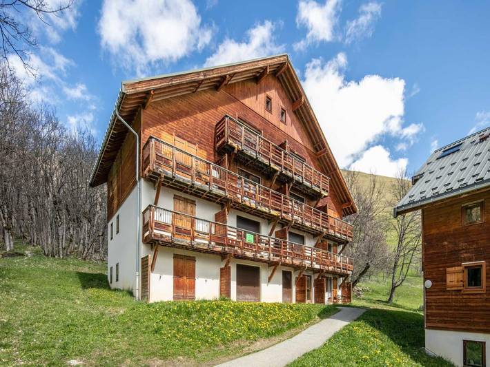 Appartement de vacances pour 6 personnes, avec balcon et piscine à Saint-Sorlin-d'Arves