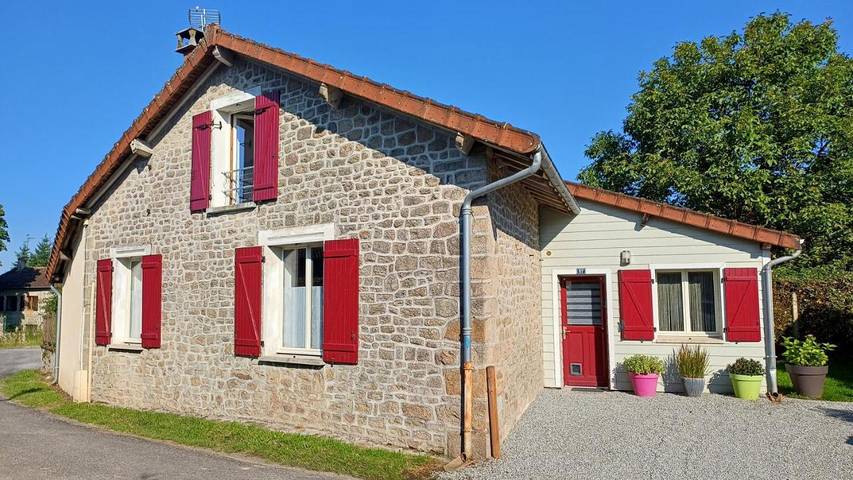 Location de vacances pour 4 personnes, avec terrasse, animaux acceptés dans Lac de Saint Pardoux - 4