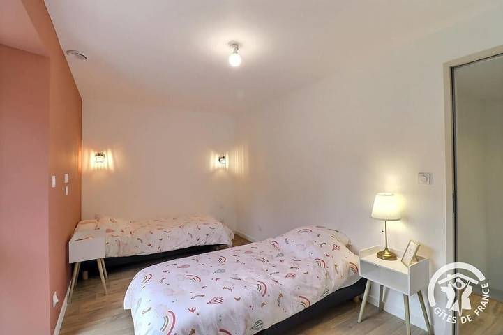 Location de vacances pour 6 personnes, avec terrasse et jardin à Saint-Pierre-de-Plesguen - 3