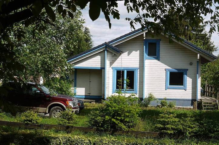Blockhütte für 8 Personen, mit Sauna und Garten - 1