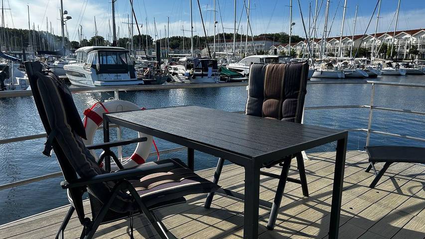 Ferienhaus mit Meerblick für 3 Personen, mit Ausblick und Balkon in Boltenhagen
