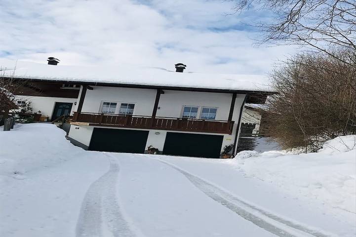 Ferienwohnung für 2 Personen, mit Balkon und Garten in Halblech