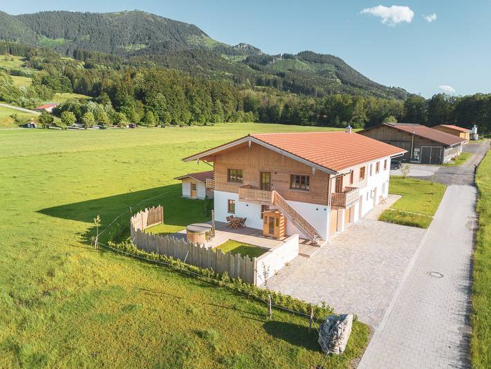 Ganze Ferienwohnung, Alpen Lodge Samerberg - Ferienwohnung Adler 42 qm für 4 Personen in Samerberg, Bayerische Alpen