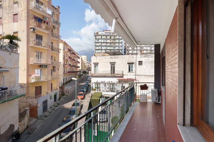 Room 'Casa Frank -  2' with Mountain View, Wi-Fi and Air Conditioning in Lido Eldorado, Torre Annunziata