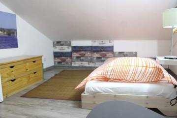 Gîte pour 4 personnes, avec jardin à Royère-de-Vassivière