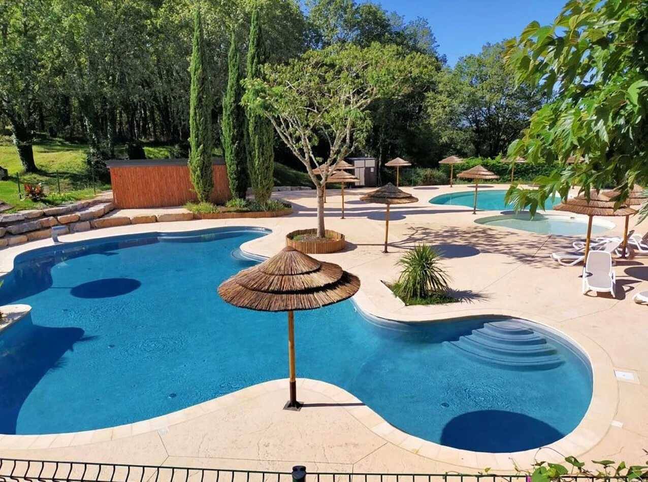 Chalet 3 étoiles - Piscine in Saint-Cirq-Lapopie, Causses du Quercy Regional Nature Park