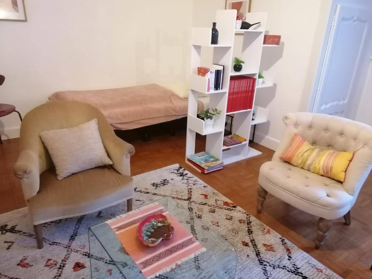 Appartement entier, Two-Bedroom Apartment in Le Creusot, Région d'Autun