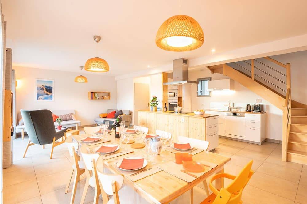 Facing south, garden, exceptional view, super equipped. Ideal for 2 families in Lans-en-Vercors, Parc naturel régional du Vercors