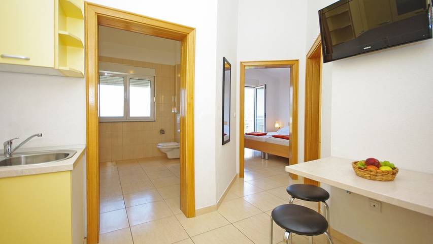 Ferienwohnung für 3 Personen in Krvavica - 3