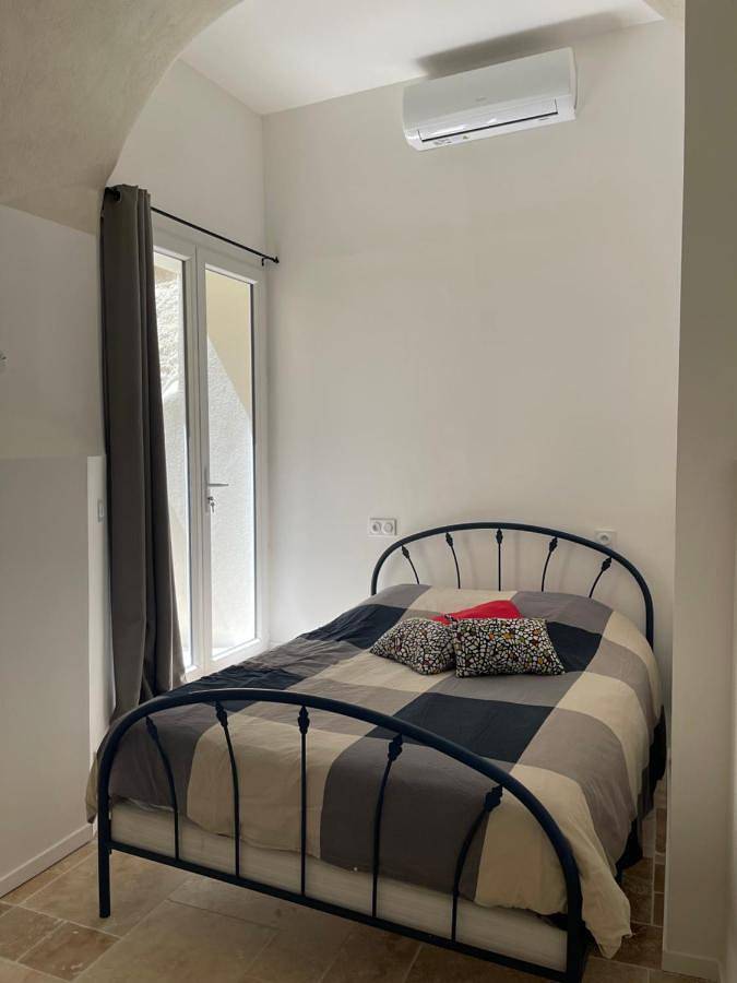 Gîte pour 2 personnes, avec vue à Le Pouget - 2