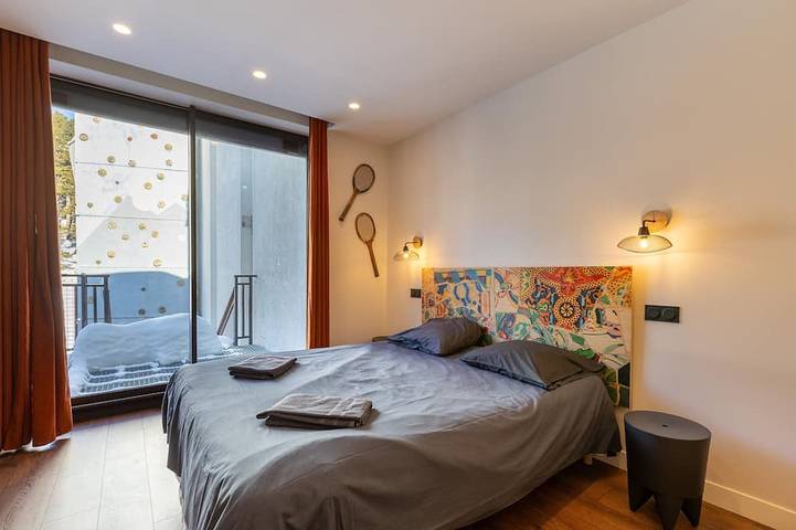 Gîte pour 10 personnes, avec balcon à Égat - 4