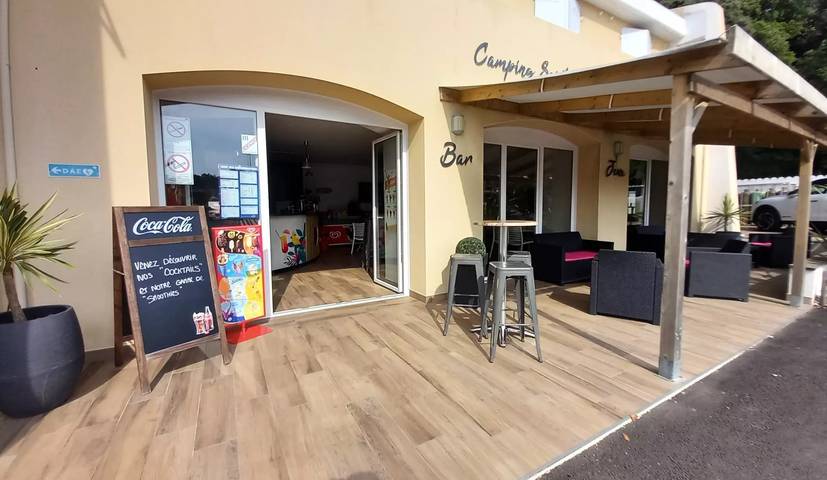 Camping pour 8 personnes, avec piscine et terrasse à Talmont-Saint-Hilaire - 4