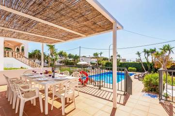 Villa in Cala en Porter, Alaior Gemeinde für 8 
