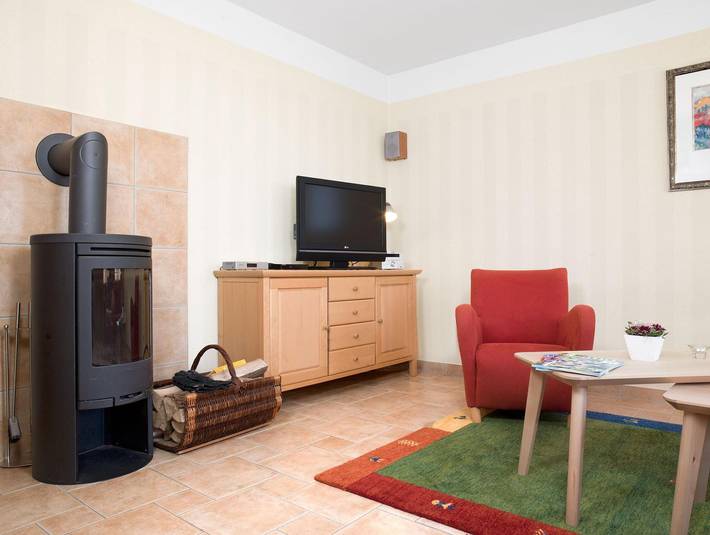 Ferienwohnung für 4 Personen, mit Ausblick und Garten in Weitendorf-Hof - 3