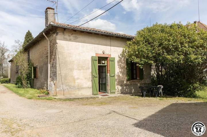 Gîte pour 3 personnes, avec jardin dans Saiguède