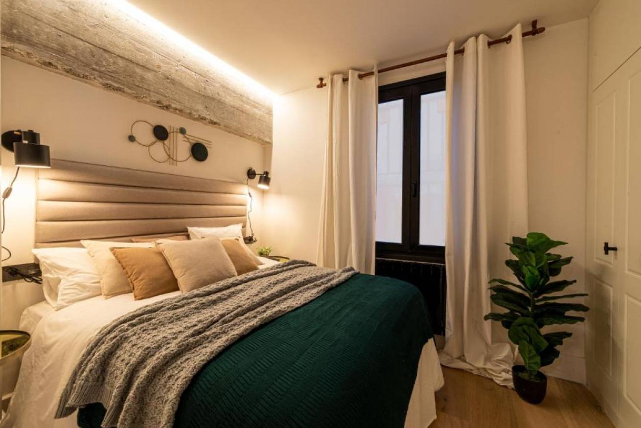 Appartamento intero, Bilbao la Vieja design accommodation in Ibaiondo, Bilbao