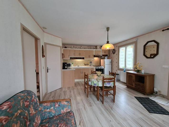 Location de vacances pour 4 personnes, avec piscine dans Luant - 2